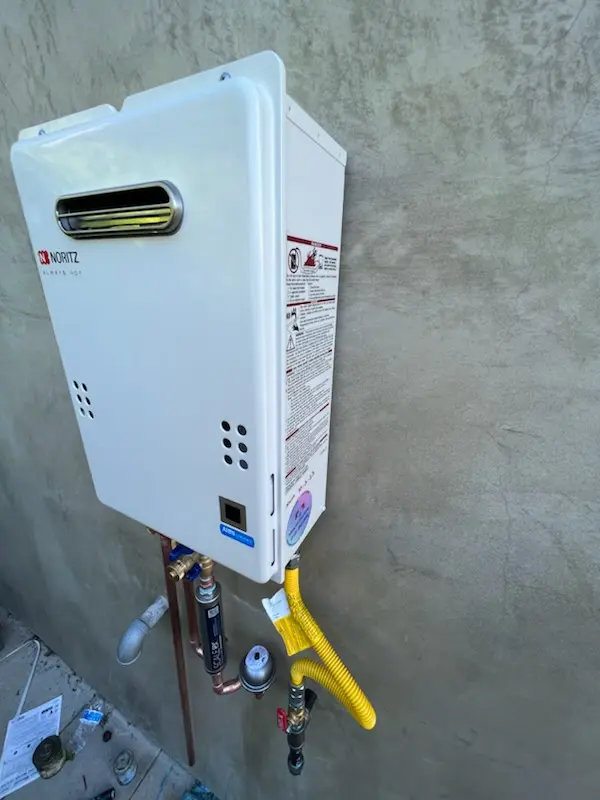 Tankless water heater installation for Edison Park homes